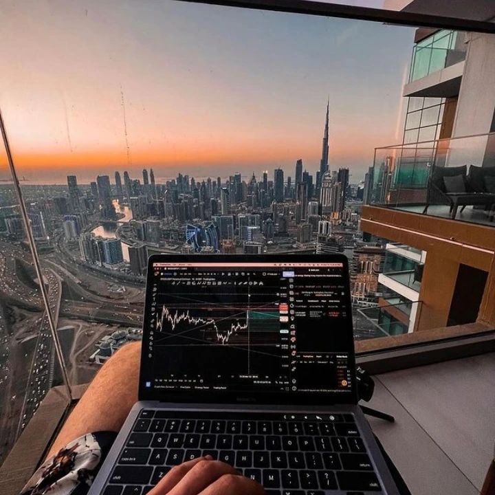 債券型基金是什麼？與債券型 ETF 的比較與選擇指南